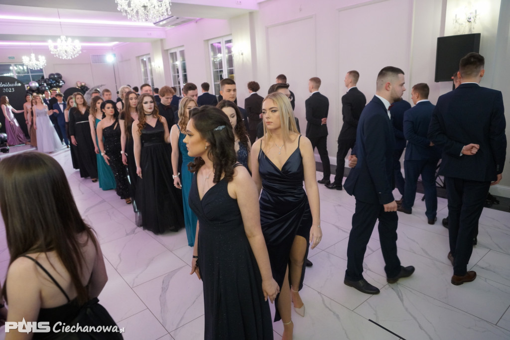 Studniówka 2023 w I liceum Ogólnokształcącym