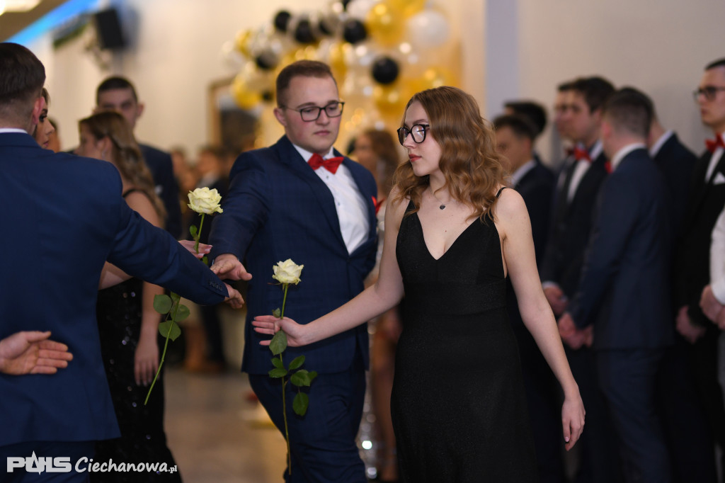 Studniówka 2023 ZS nr 3 w Ciechanowie