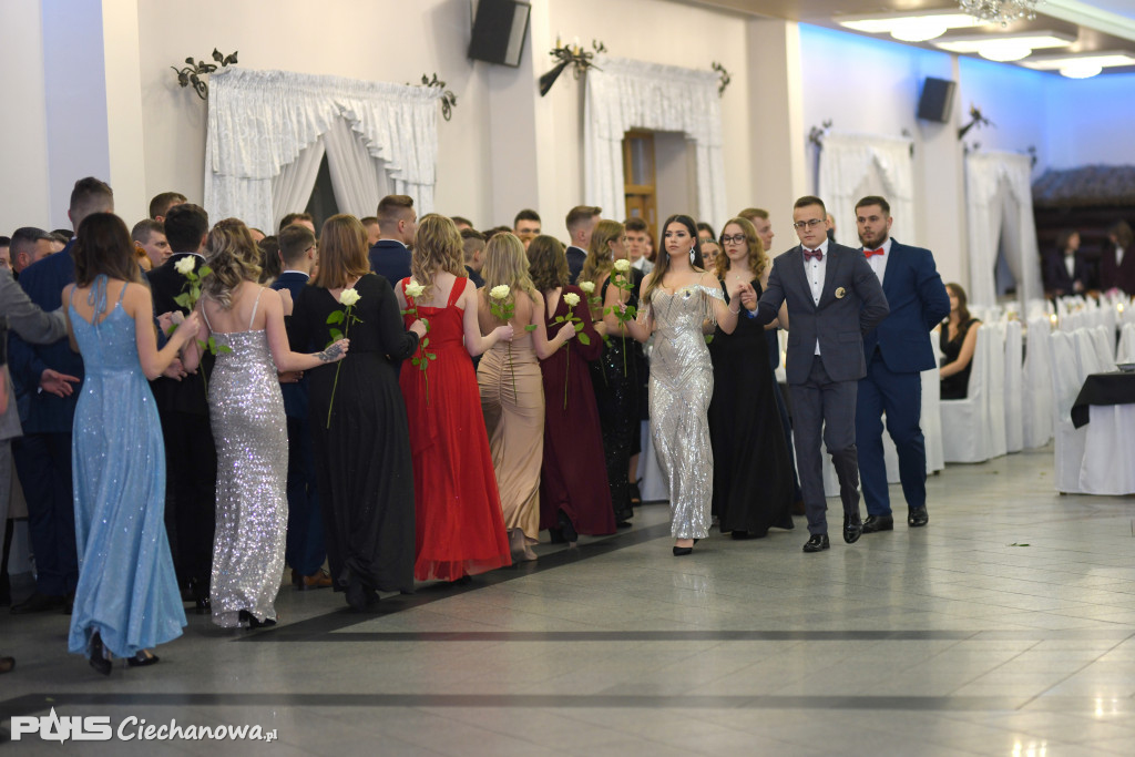 Studniówka 2023 ZS nr 3 w Ciechanowie