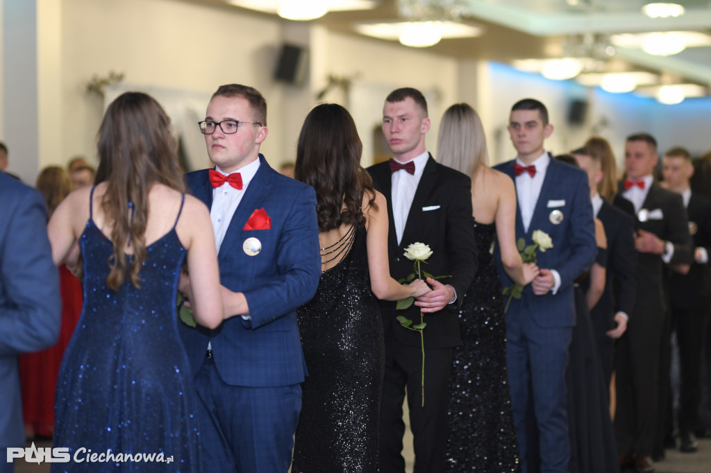 Studniówka 2023 ZS nr 3 w Ciechanowie