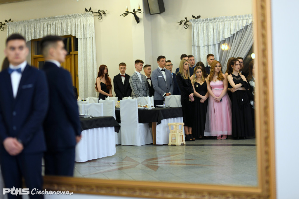 Studniówka 2023 ZS nr 3 w Ciechanowie