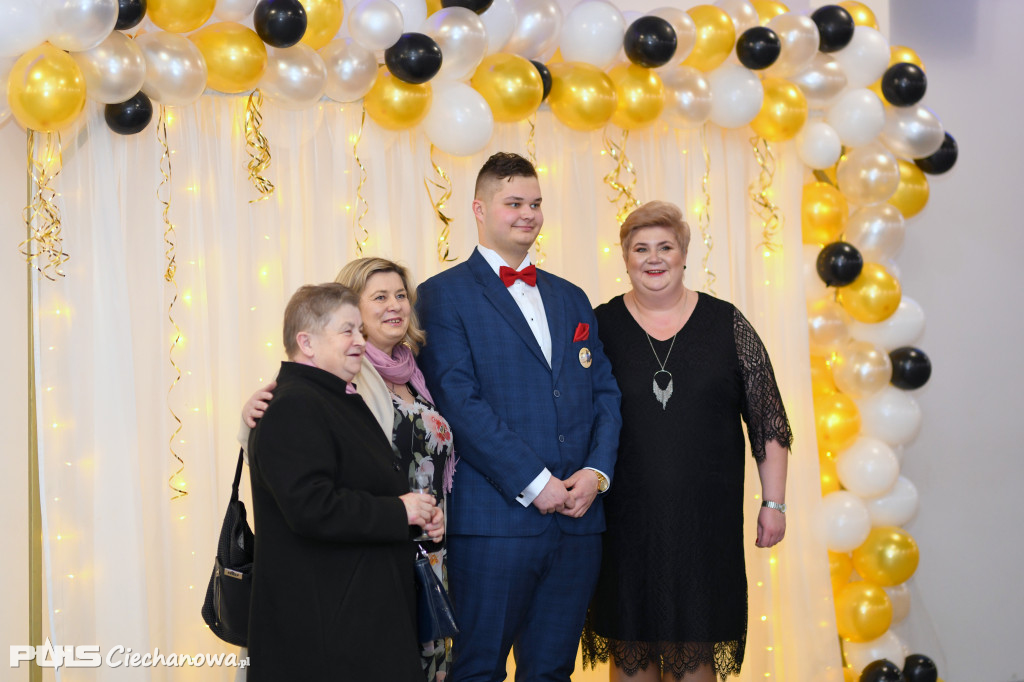 Studniówka 2023 ZS nr 3 w Ciechanowie