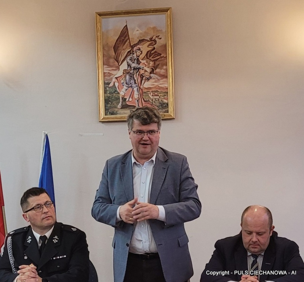 Minister Wąsik odwiedził strażaków