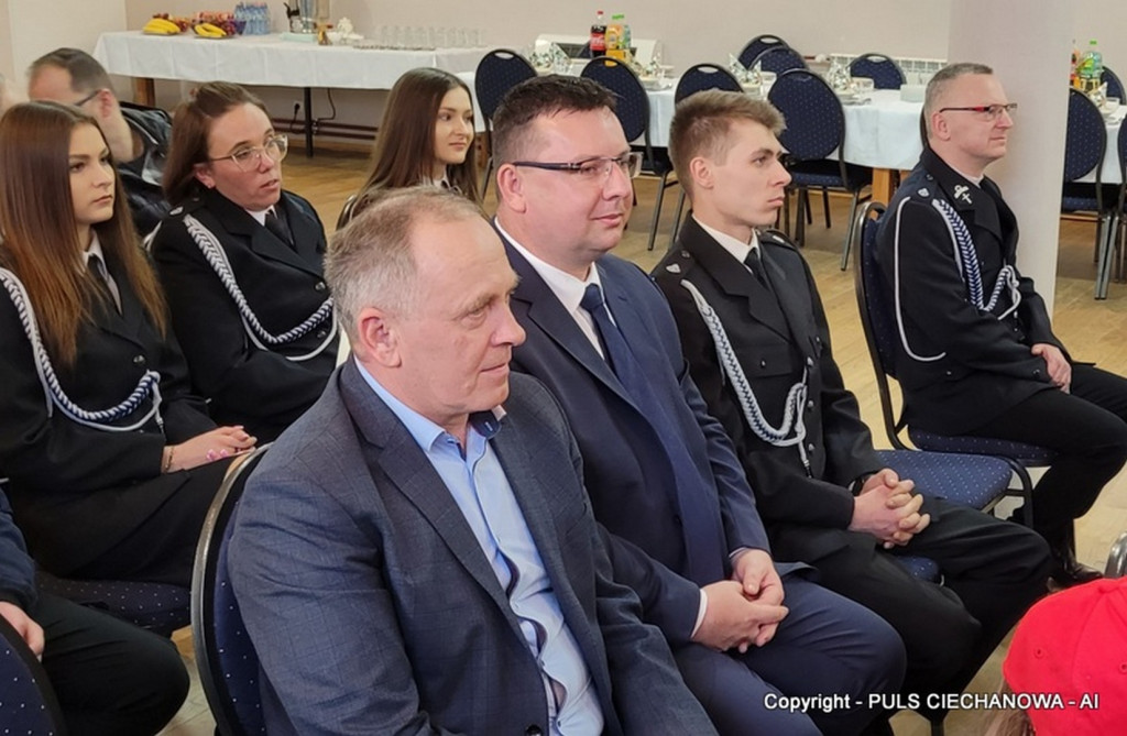 Minister Wąsik odwiedził strażaków