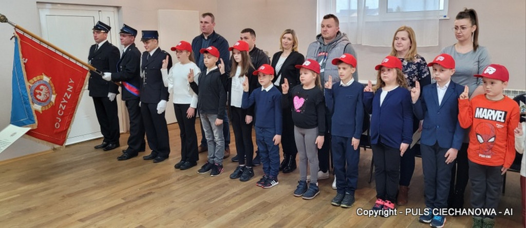 Minister Wąsik odwiedził strażaków
