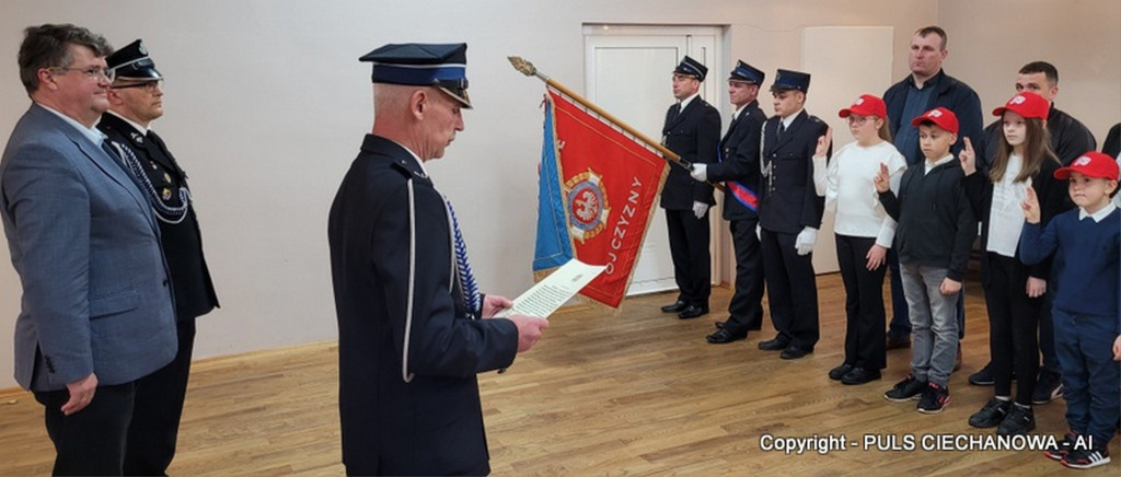 Minister Wąsik odwiedził strażaków