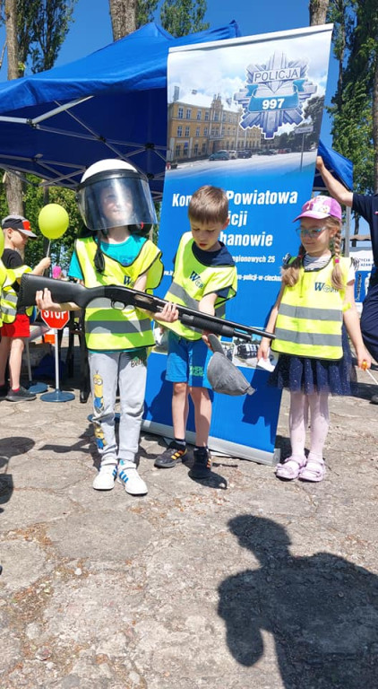Dzień Dziecka z ciechanowskimi policjantami