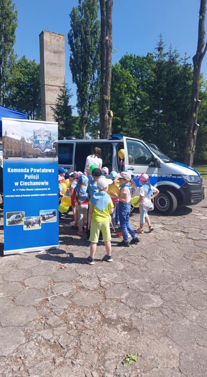 Dzień Dziecka z ciechanowskimi policjantami