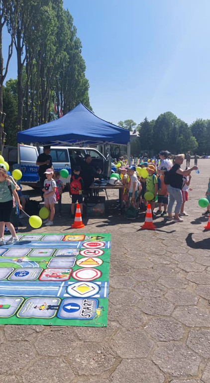 Dzień Dziecka z ciechanowskimi policjantami
