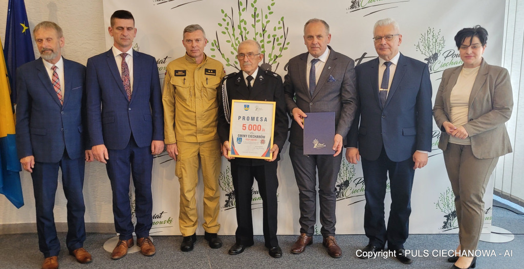 Podpisanie umów na dofinansowanie OSP