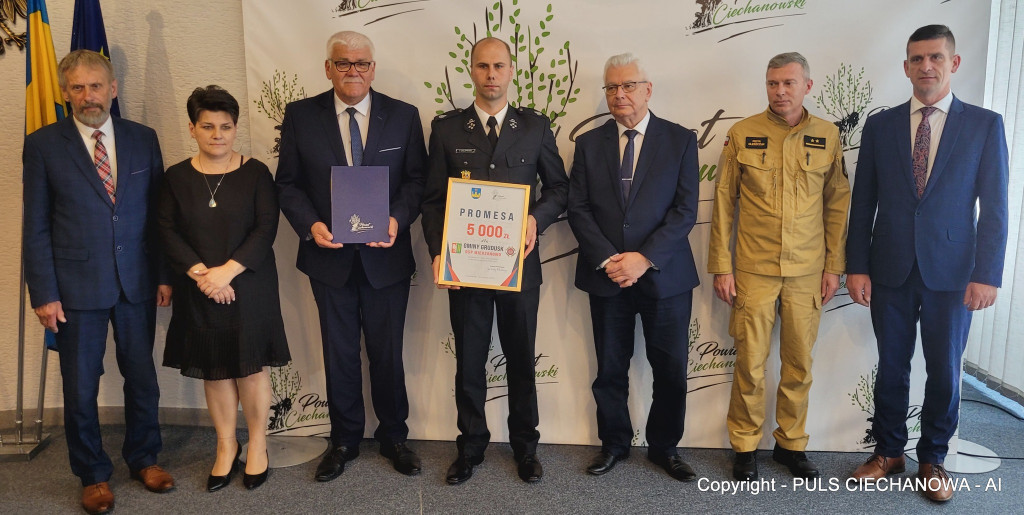 Podpisanie umów na dofinansowanie OSP