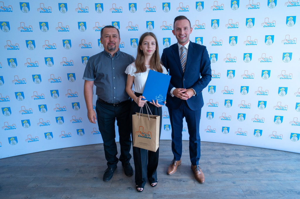 Prezydent nagrodził najlepszych uczniów
