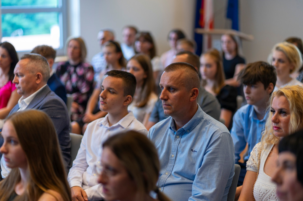 Prezydent nagrodził najlepszych uczniów