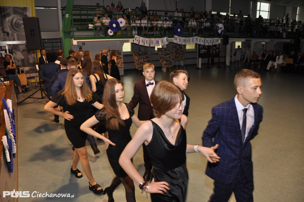 Sztandar na koniec roku w TWP