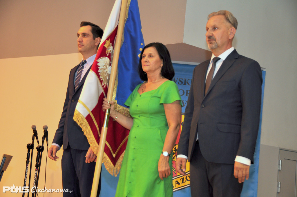 Sztandar na koniec roku w TWP