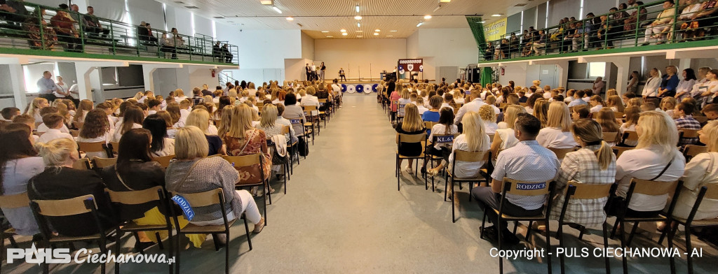 Uroczysta inauguracja w SP TWP w Ciechanowie