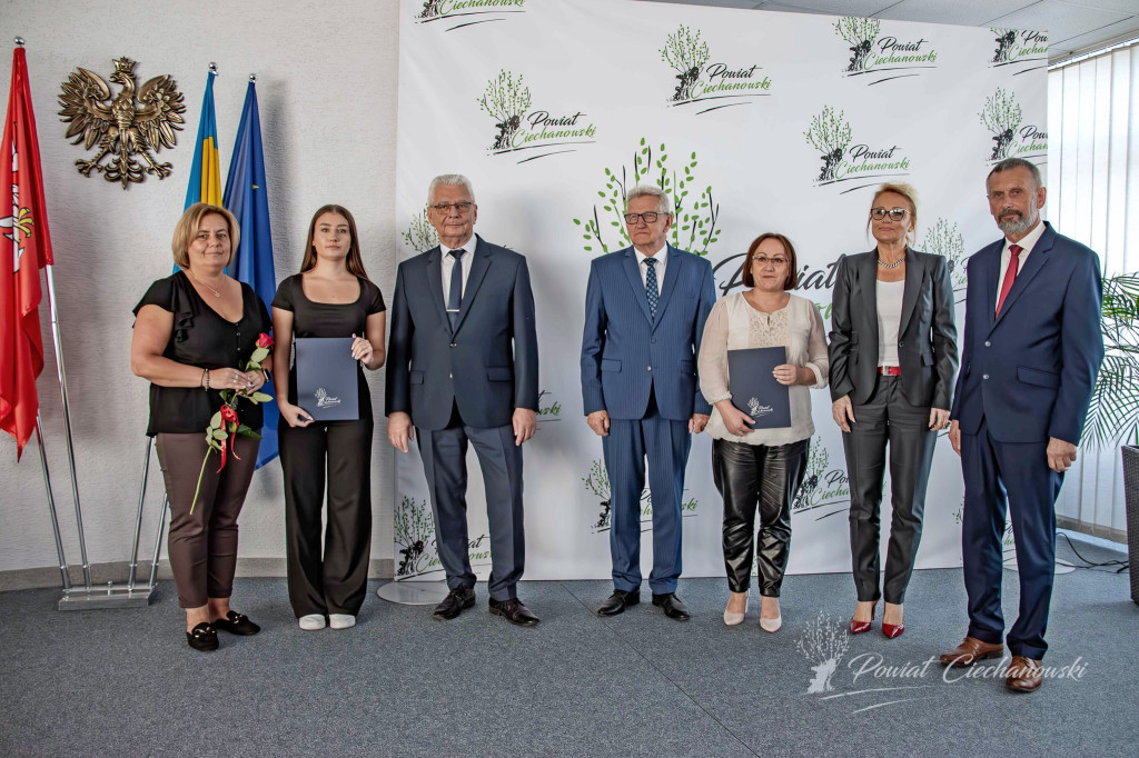 Wręczono Stypendia Starosty Ciechanowskiego