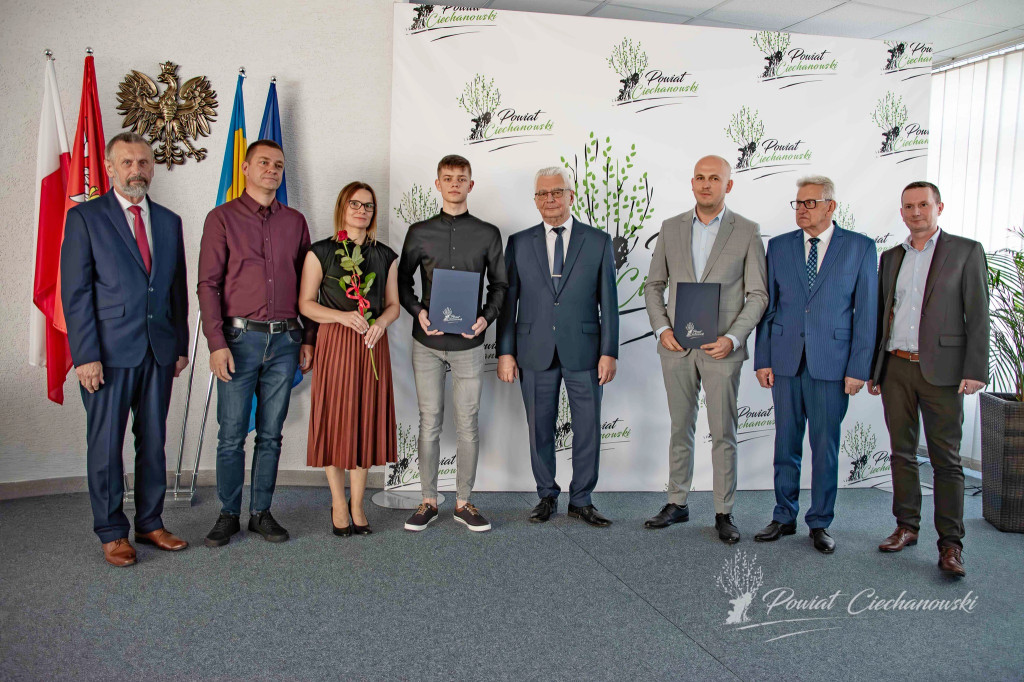 Wręczono Stypendia Starosty Ciechanowskiego