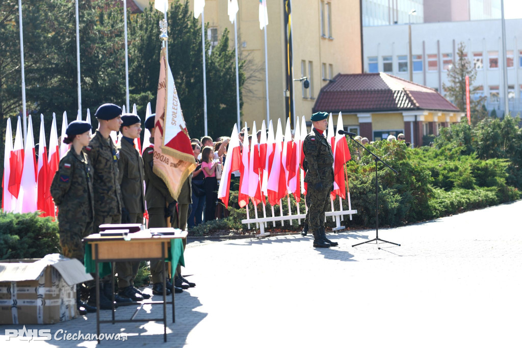 Uroczyste ślubowanie kadetów z Ciechanowa