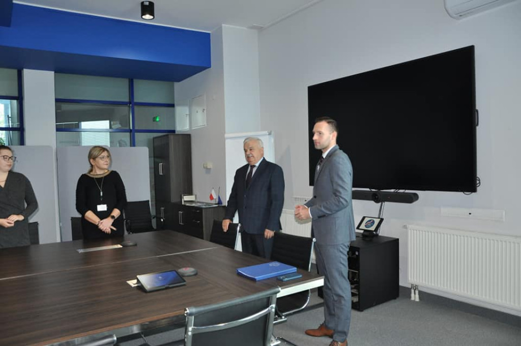 Prezydent nagrodził najlepszych studentów