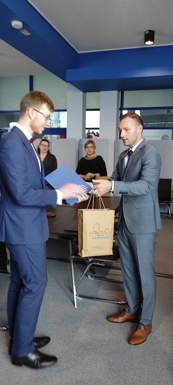 Prezydent nagrodził najlepszych studentów