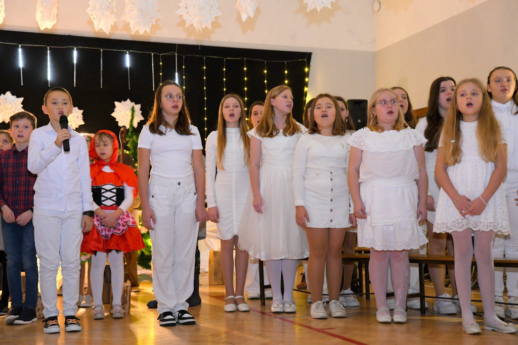 Charytatywny kiermasz jasełkowy w Sońsku