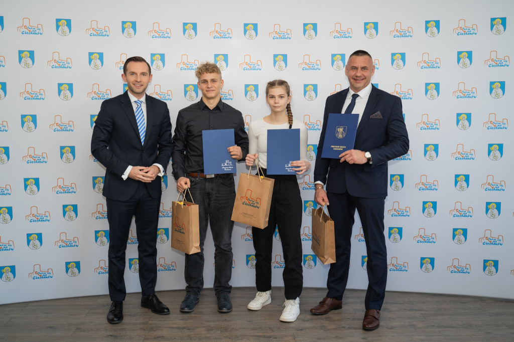 Najlepsi sportowcy i trenerzy nagrodzeni