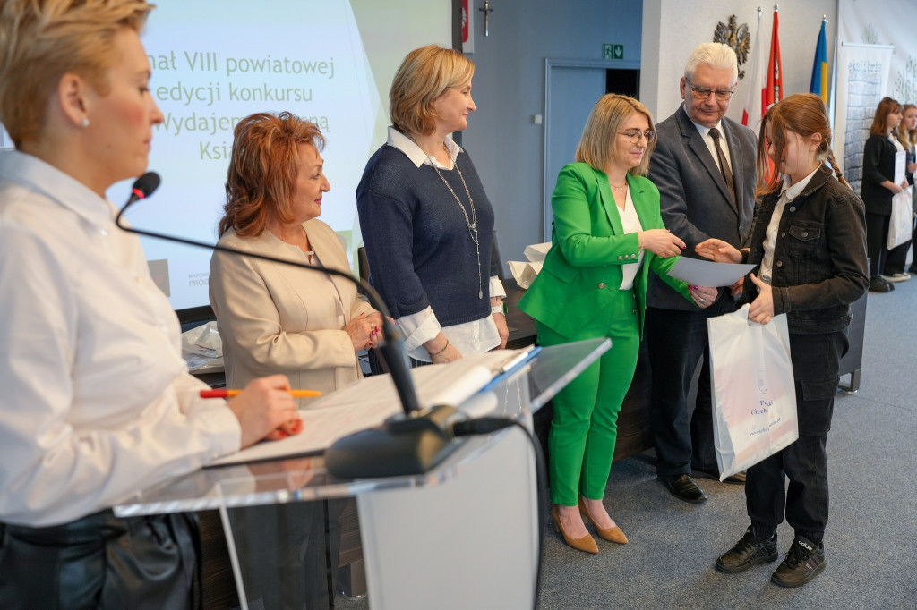Laureaci konkursu „Wydajemy Własną Książkę”