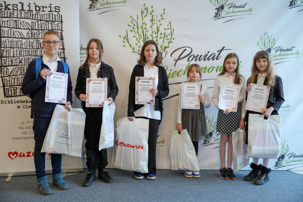 Laureaci konkursu „Wydajemy Własną Książkę”
