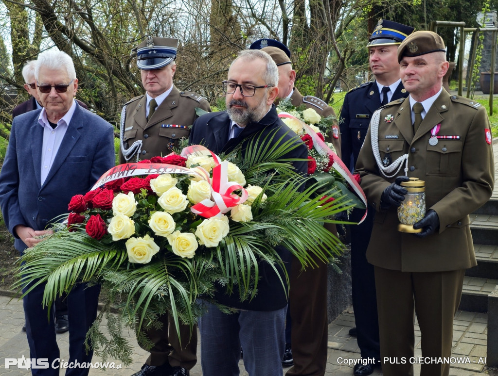 Oddali hołd Senator Fetlińskiej