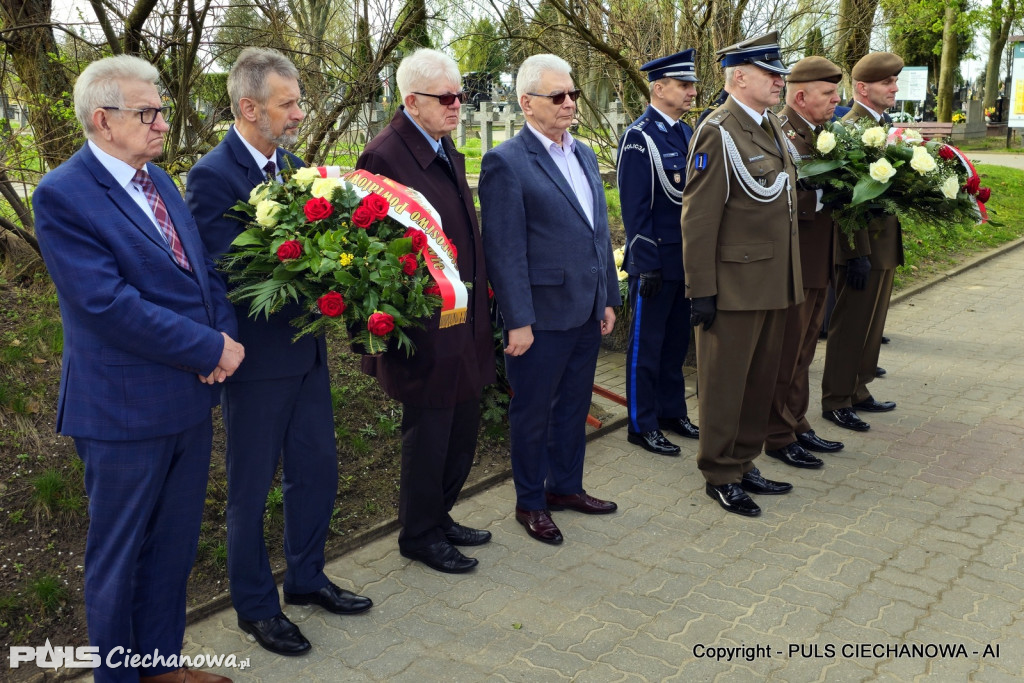 Oddali hołd Senator Fetlińskiej