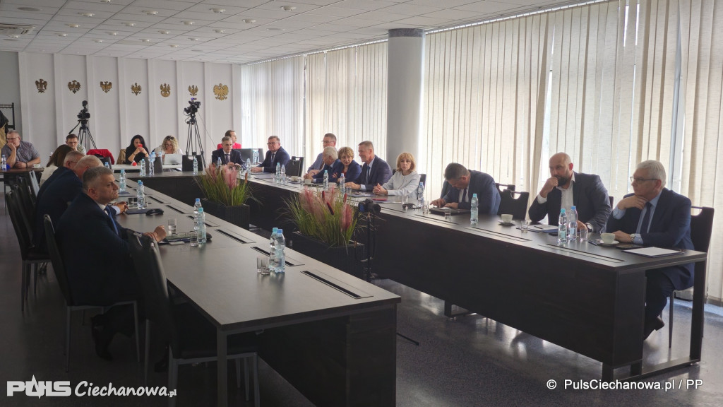 Wybrano nowe władze Powiatu Ciechanowskiego!