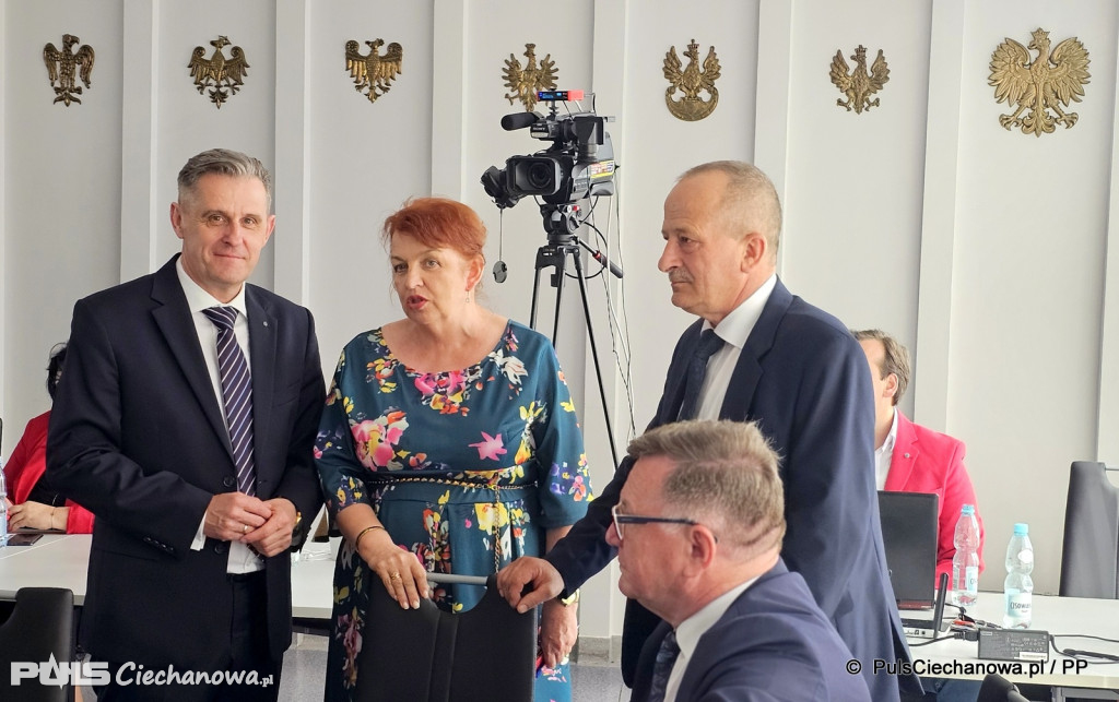 Wybrano nowe władze Powiatu Ciechanowskiego!