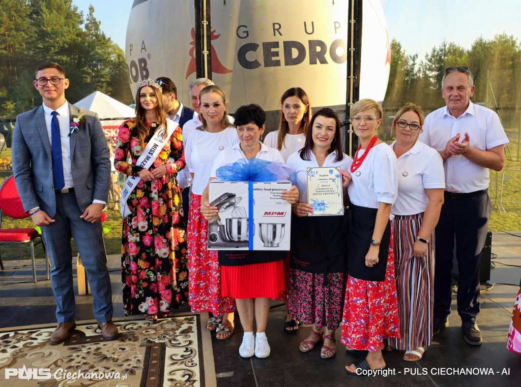 Wspaniałe Dożynki w Rydzewie