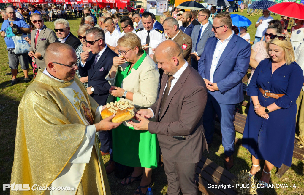 Wspaniałe Dożynki w Rydzewie