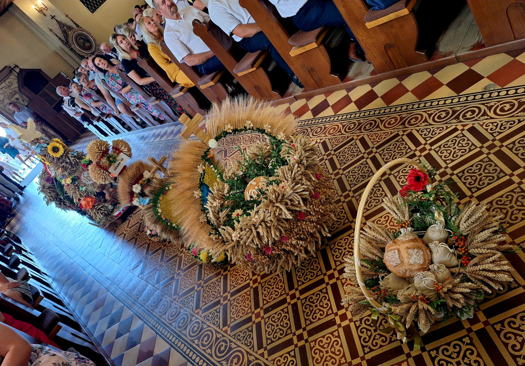 Dożynki w Grudusku ku tradycji Święta Plonów