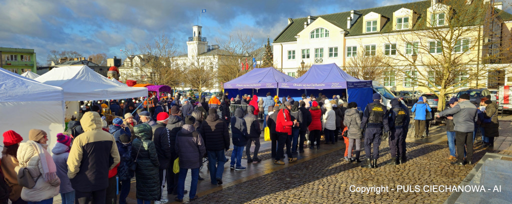 Świąteczny Jarmark przed Ratuszem