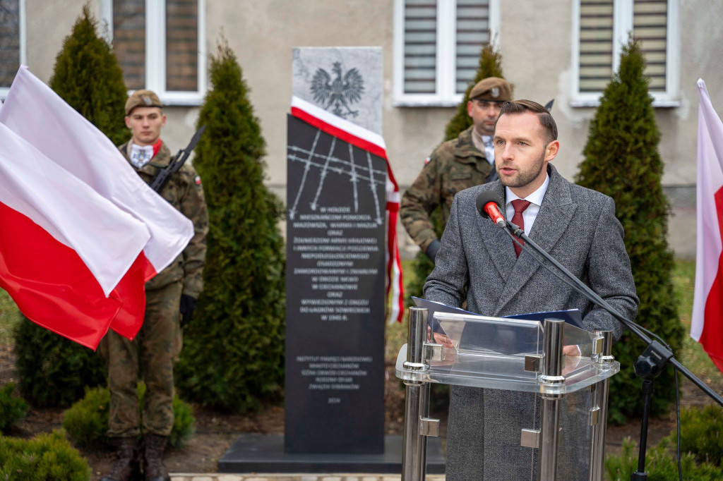 Uroczyste odsłonięcie pomnika