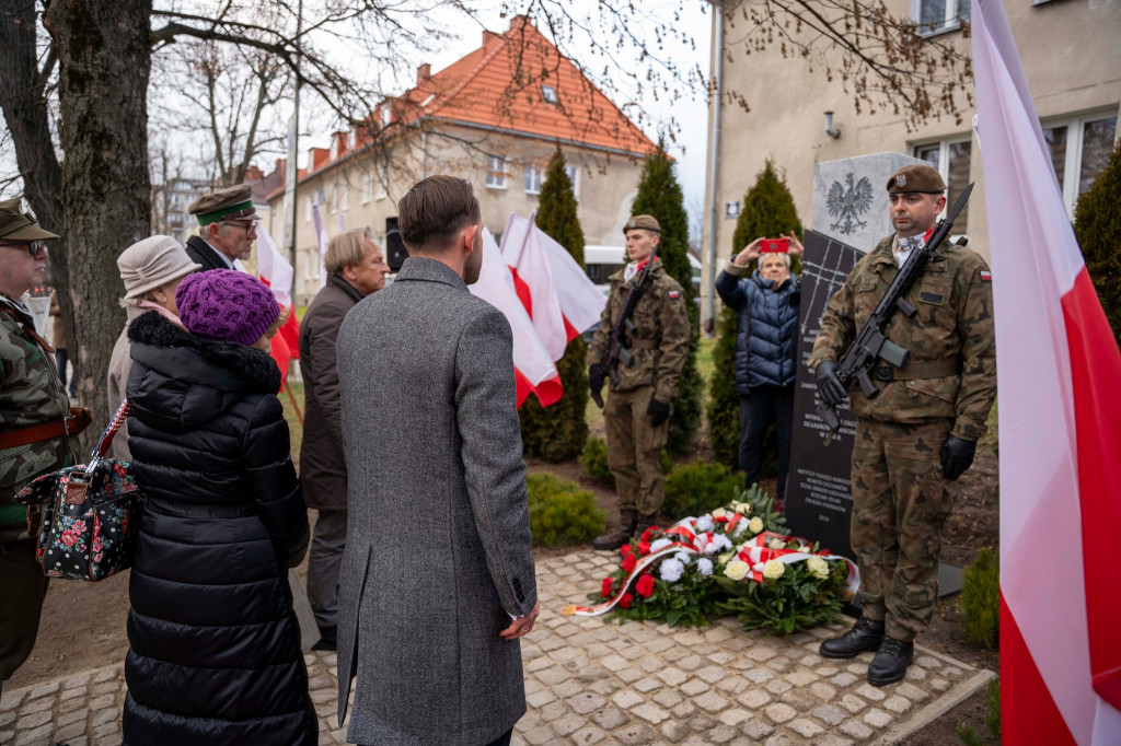 Uroczyste odsłonięcie pomnika