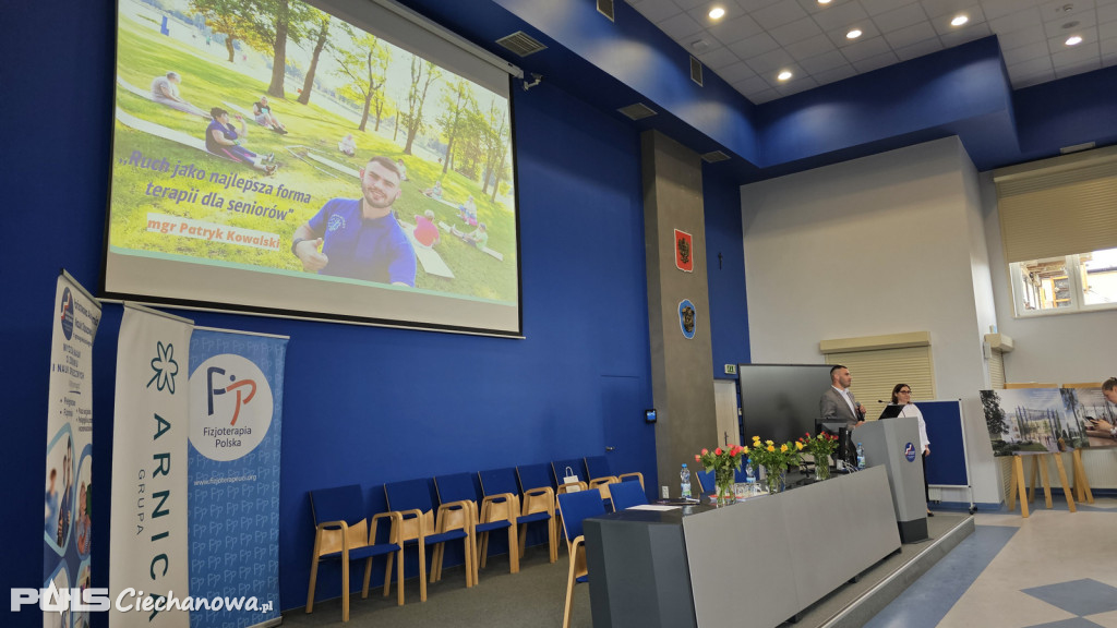 Konferencja w PANS