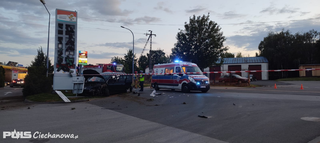 Kolizja na ul. Niechodzkiej, kierowca w szpitalu