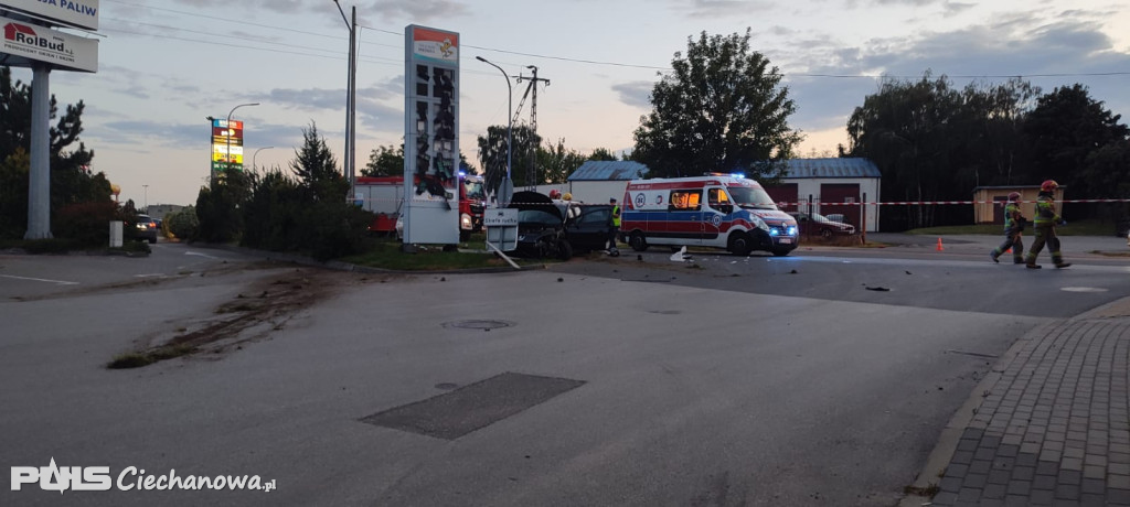 Kolizja na ul. Niechodzkiej, kierowca w szpitalu