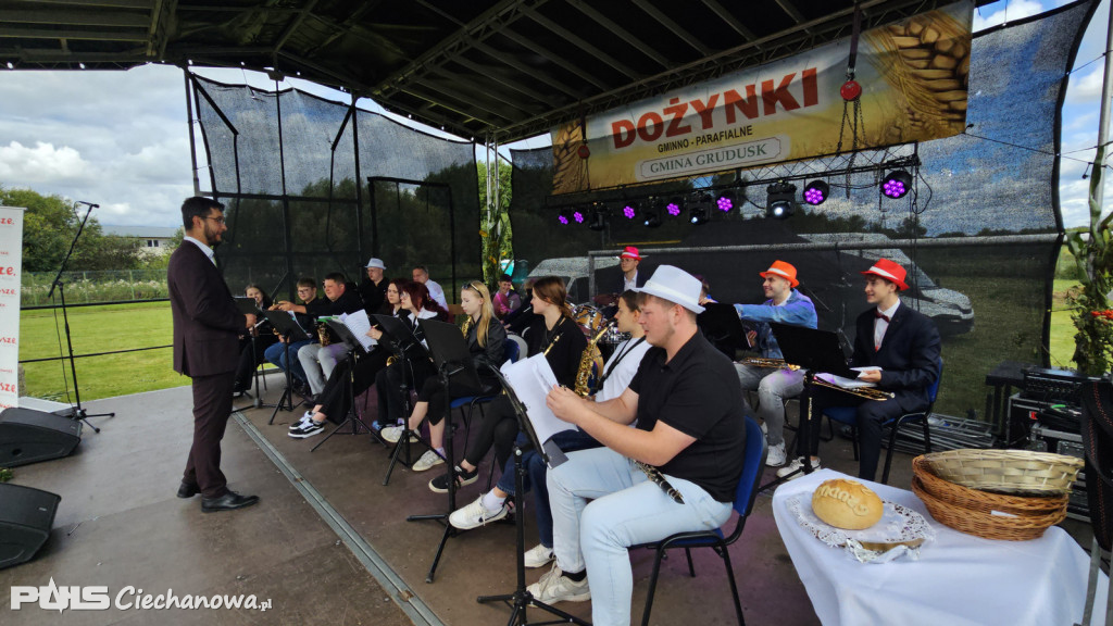 Niebo w gębie, czyli dożynki w Grudusku