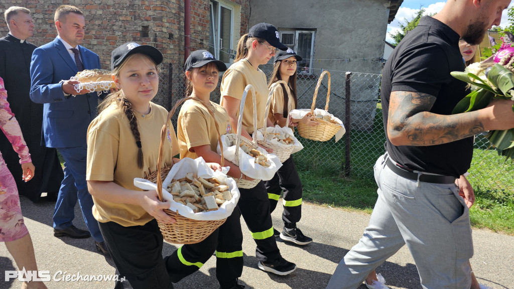 Dożynki gminno-parafialne w Zeńboku