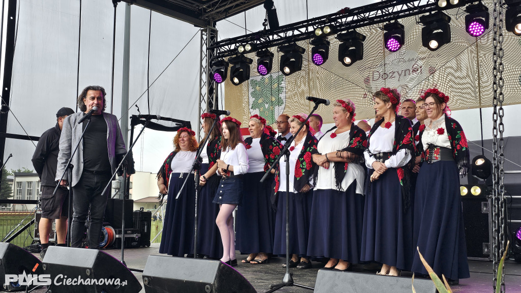Smaczne i wesołe dożynki w Kraszewie