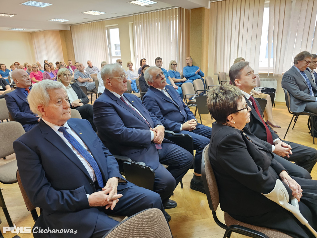 Trzy tablice, dwa portrety, jedna historia ...