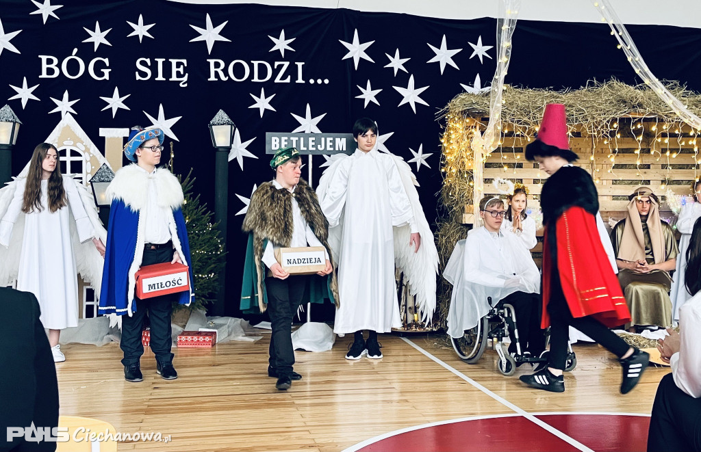 SOSW pełna światła, muzyki i wzruszeń