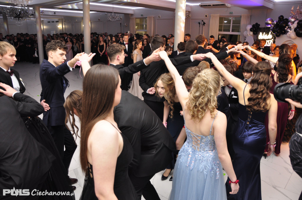 Studniówka maturzystów z Krasiniaka