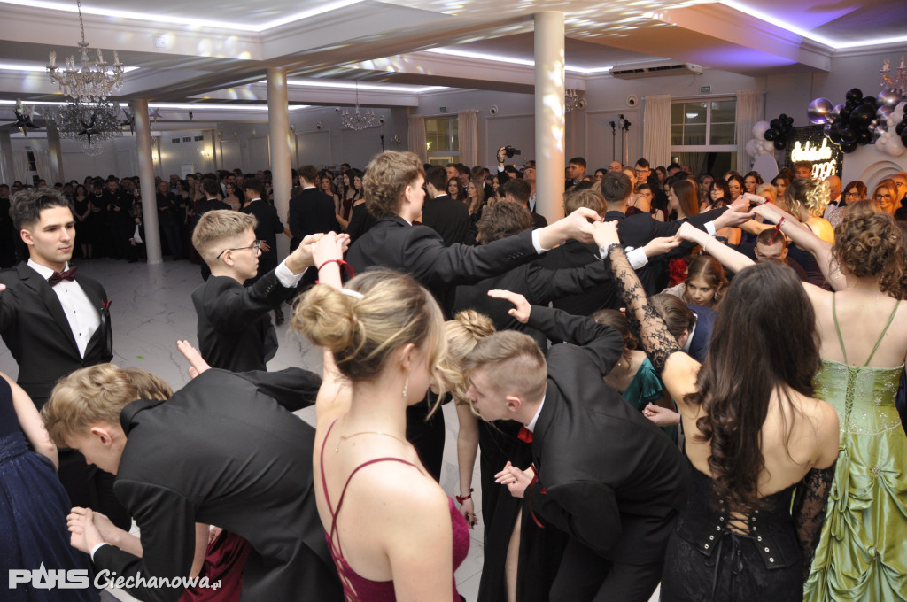 Studniówka maturzystów z Krasiniaka