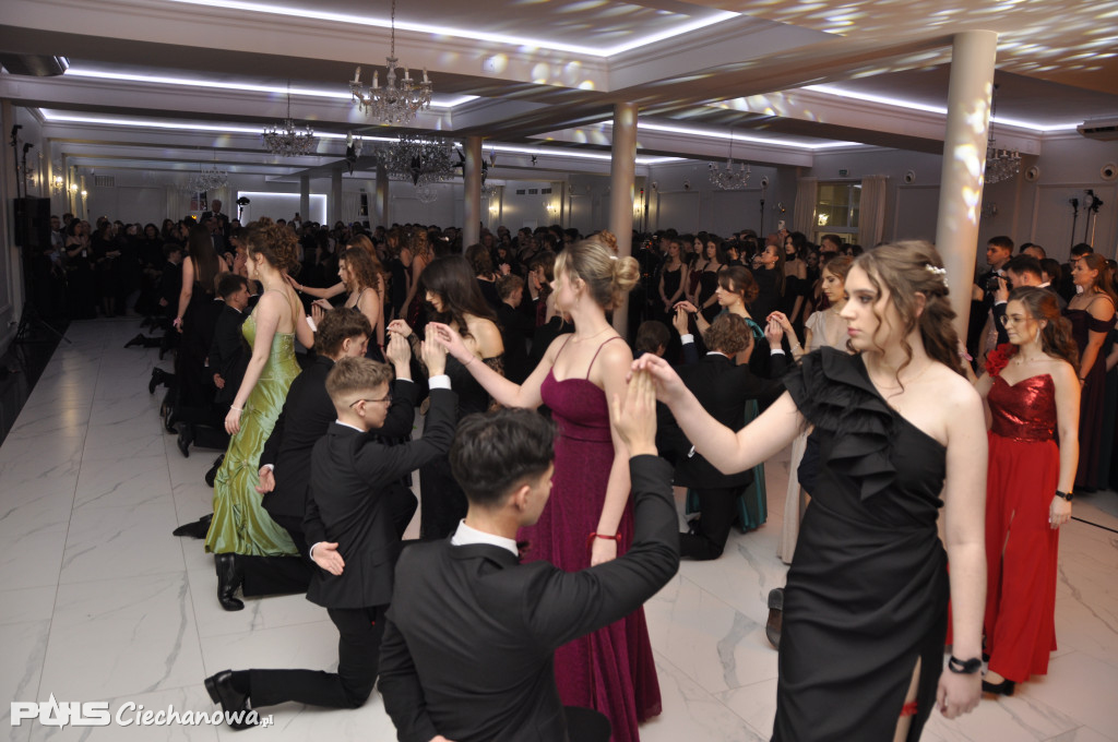 Studniówka maturzystów z Krasiniaka